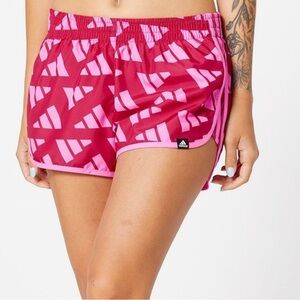 Adidas Marathon 20 Celebration
Running Shorts in Magenta Graphic